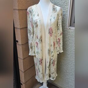 R&M Richards Vintage Floral Kimino Top